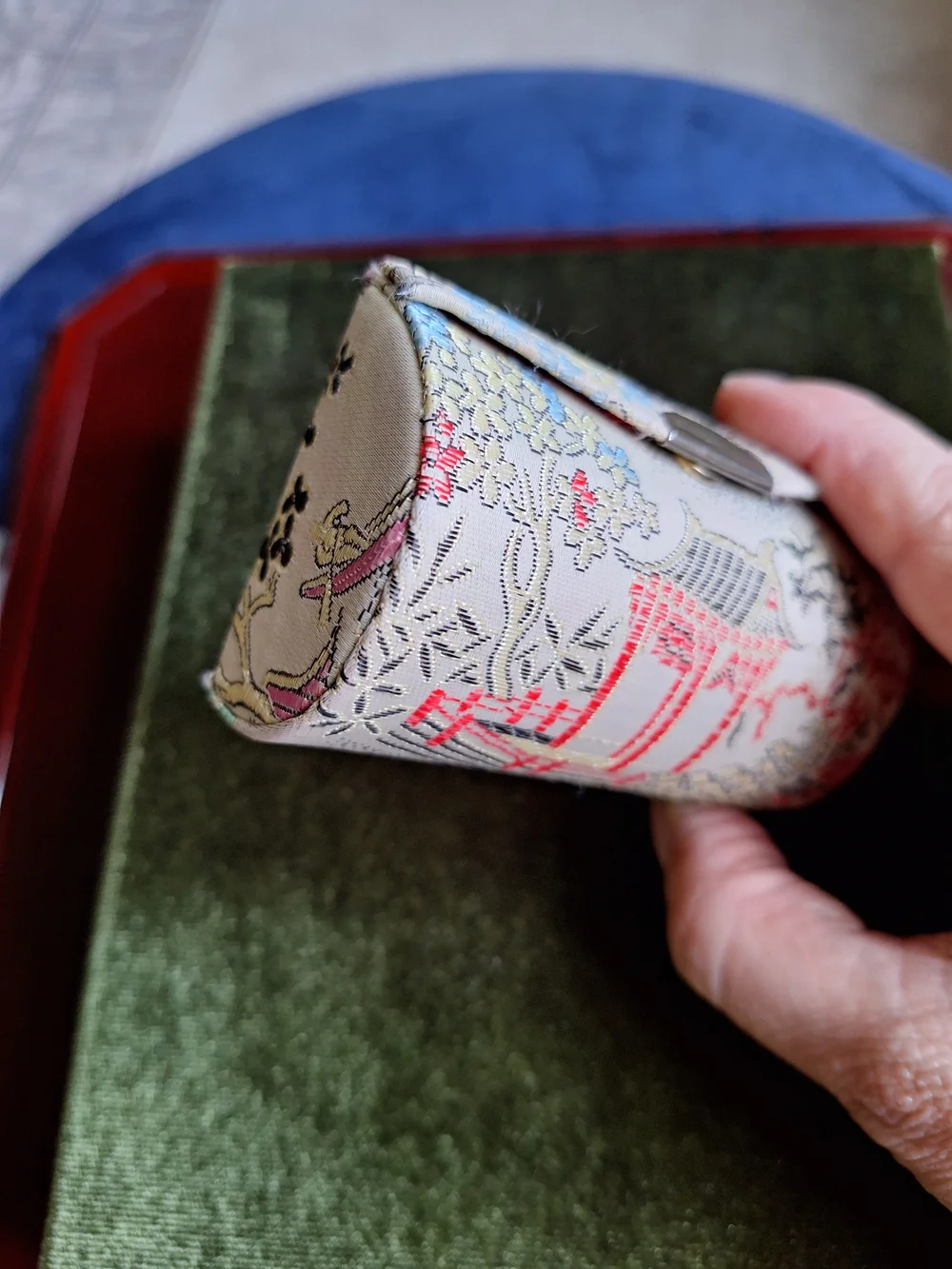 Silk Fabric Vintage Mini Lipstick Case - Ivory with Red Floral Motif